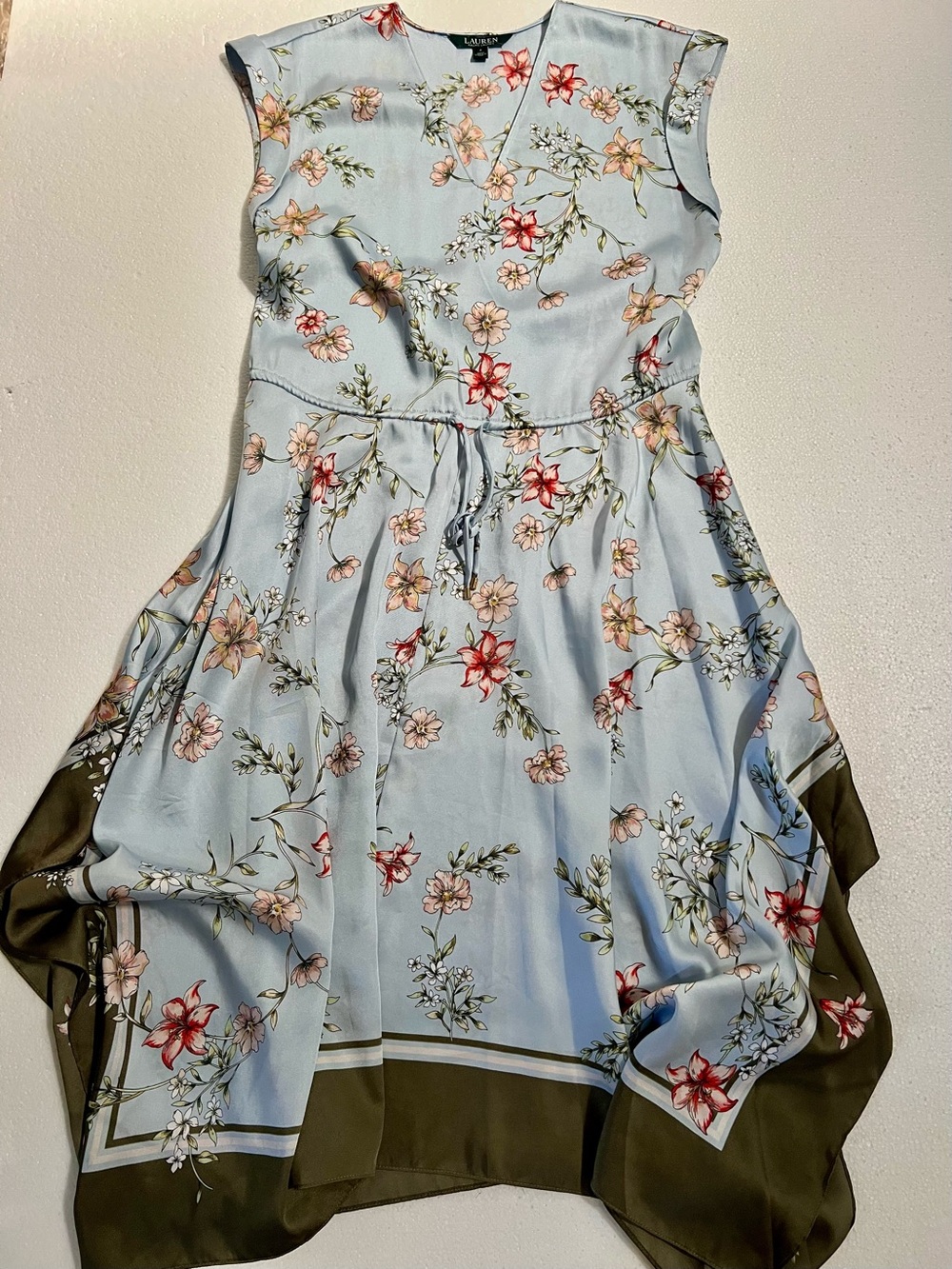 Lauren Ralph Lauren Floral Drawstring Dress  size 4 Excellent condition